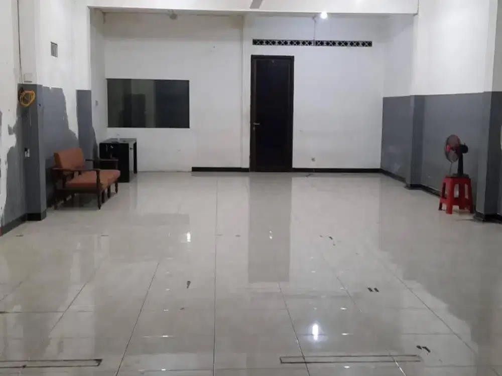 Disewakan Ruko Lokasi Strategis High Traffict Raya Lontar