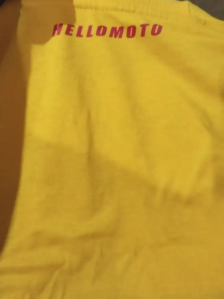 Uniqlo motorola t shirt