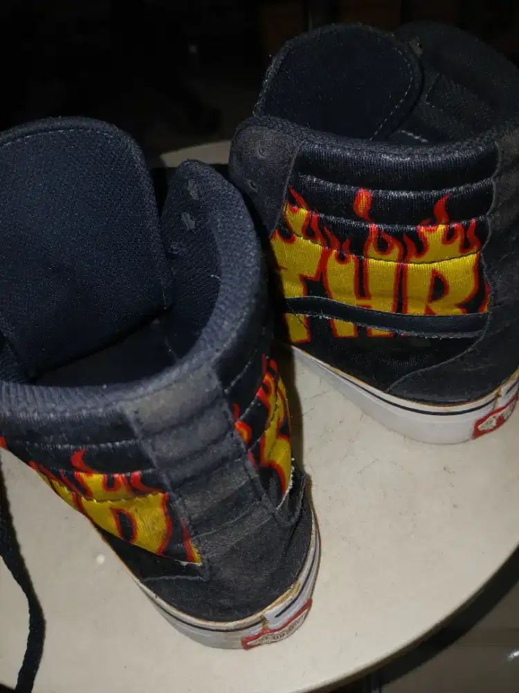 Sepatu Vans Theasher size 39 inter