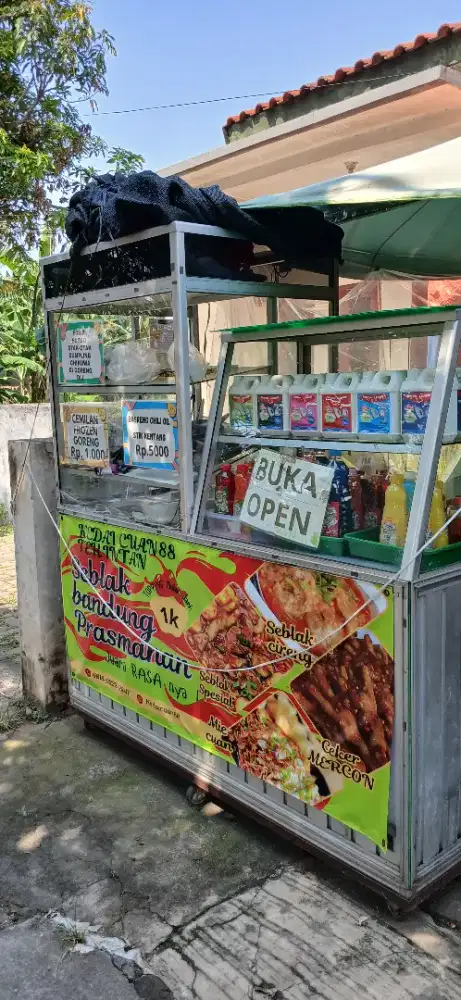 Estalase jumbo Nominus siap pakai