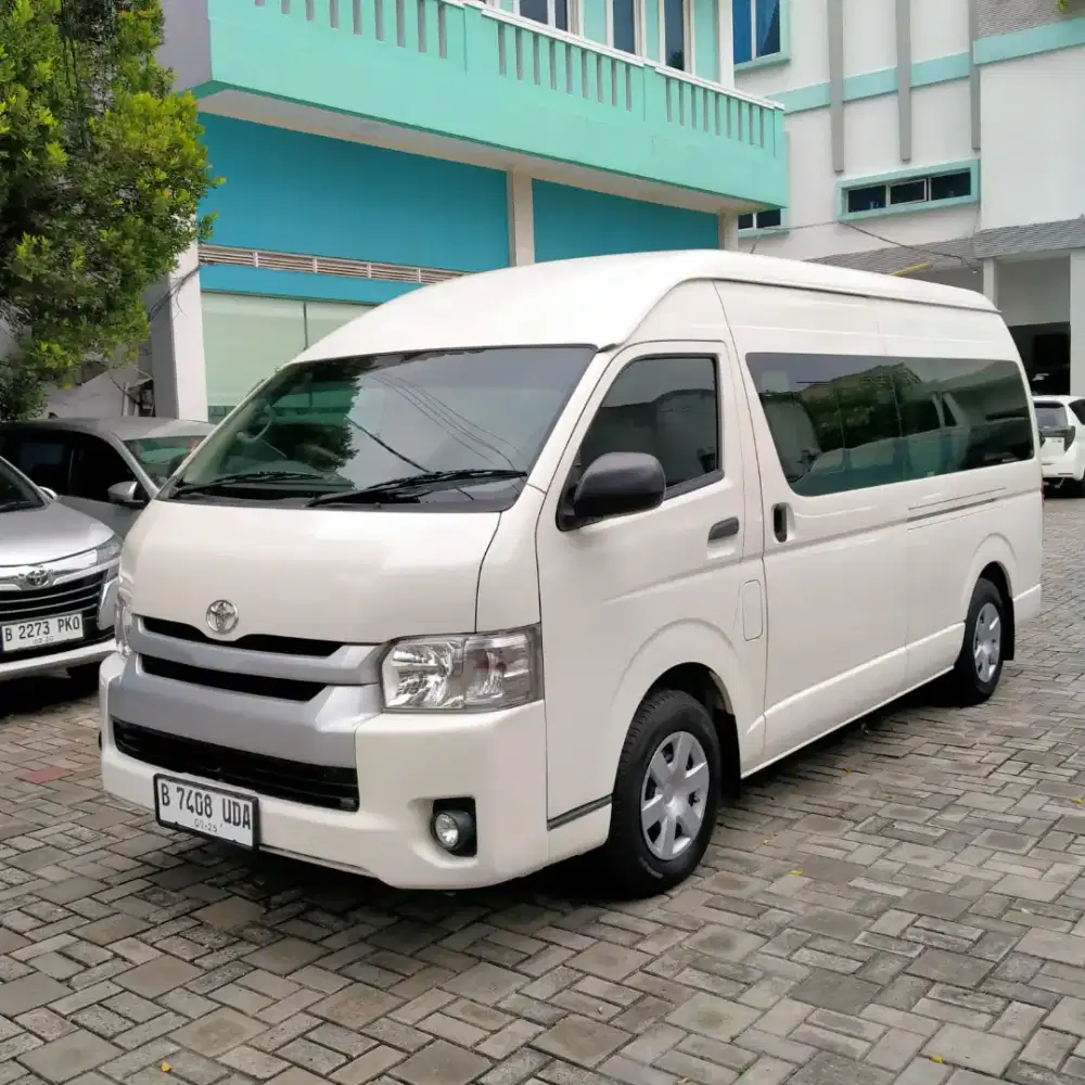 TOYOTA HIACE COMMUTER 2.5L M/T 2020 NIK 2019 KM 30RB ORIGINAL 16 SEAT