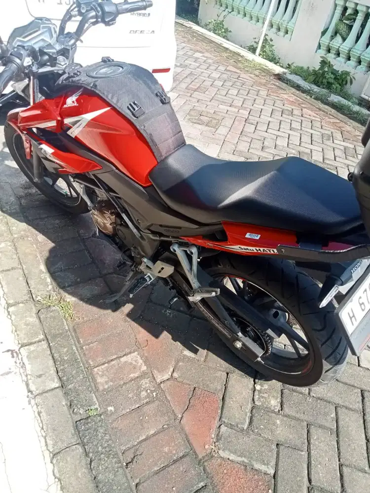 Honda CB 150R SE ( Special Edition ) Km Low ( 5.666 ) , STNK Pribadi
