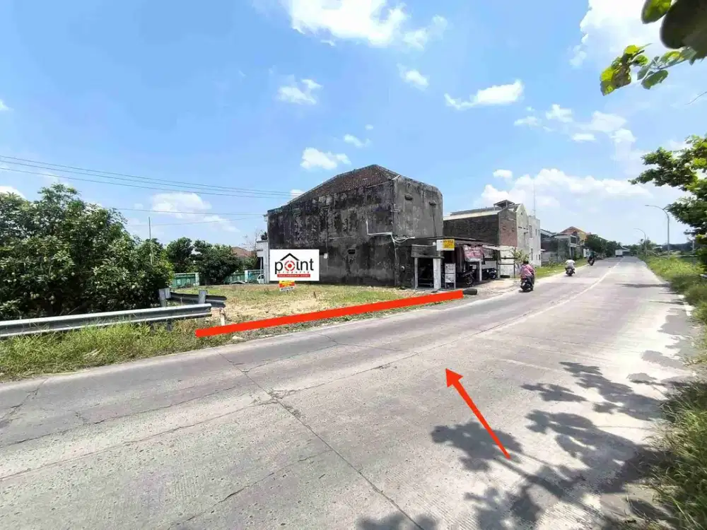 Tanah Bagus Strategis Cocok Ruang Usaha di Pinggir Jalan Raya