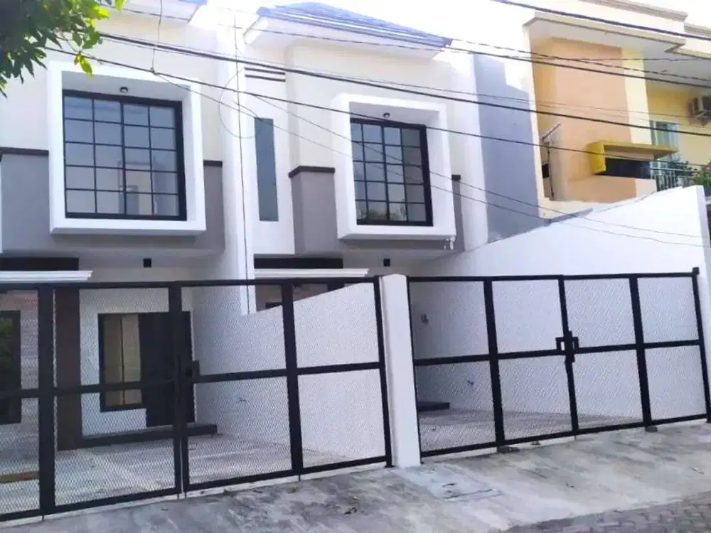 Rumah Baru 2 lantai minimalis modern MURAH di Rungkut Asri