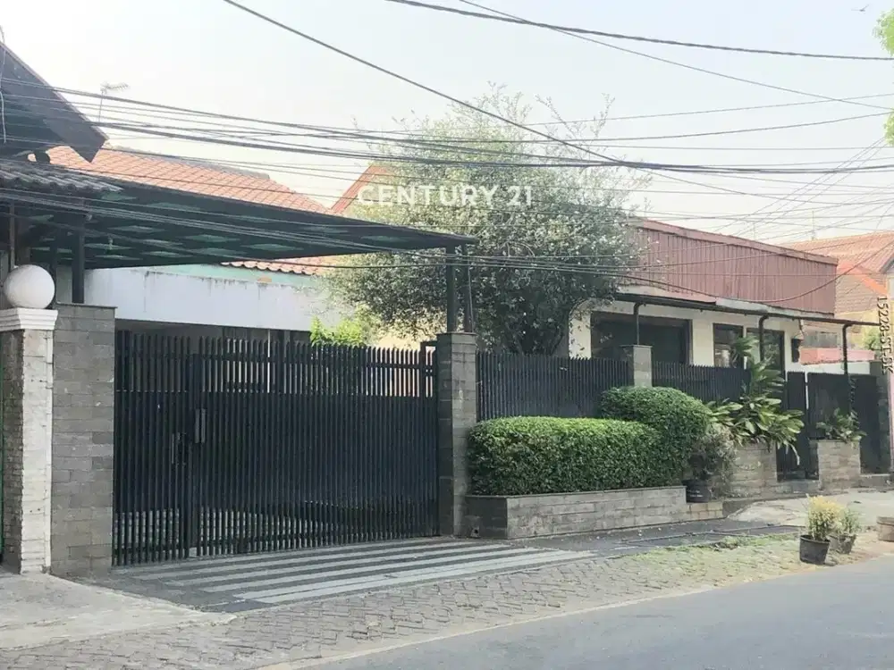 Dijual Rumah 2 Lantai Dengan Tanah Luas Di Tebet Jakarta Selatan