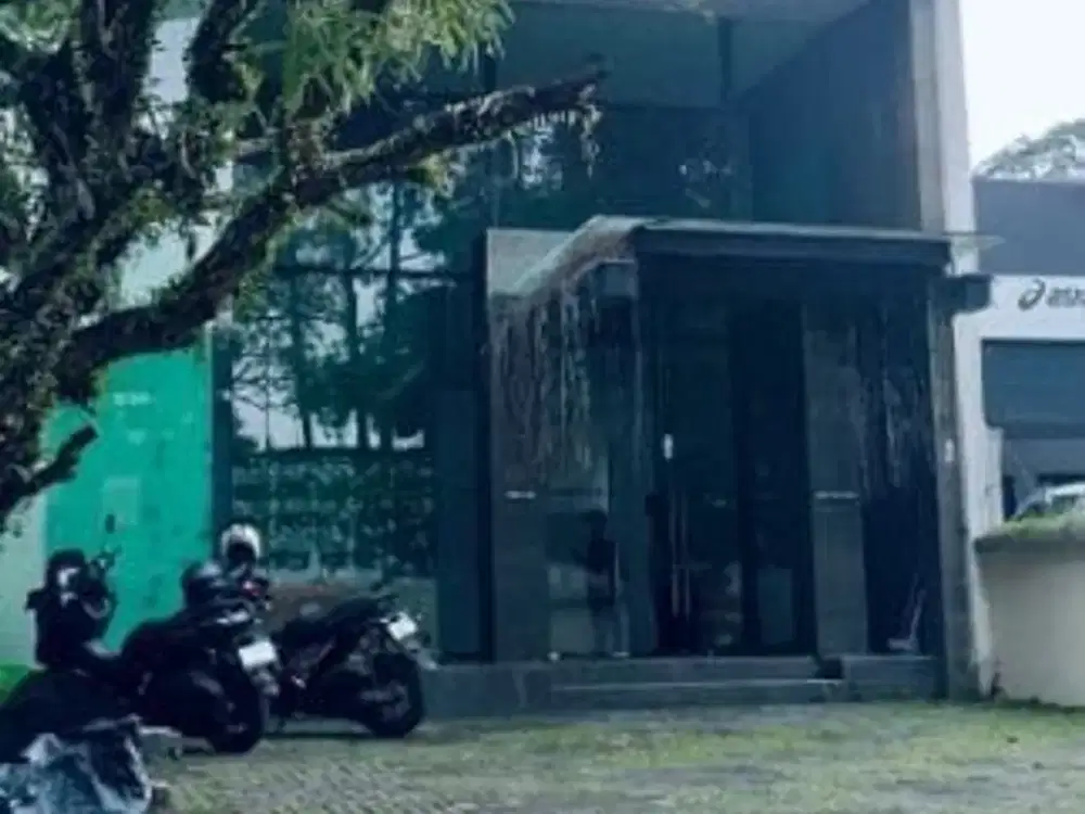 Ruang Usaha Siap Pakai di Mainroad Dago