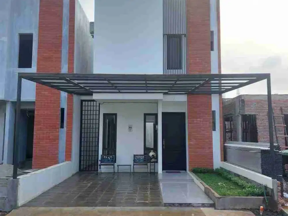 rumah 2 lantai tanah luas lokasi strategis KPR DP 0 aeris