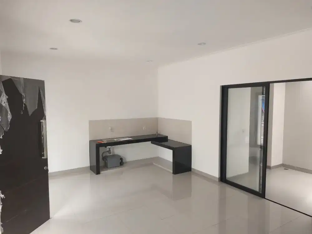 Dijual Rumah di PIK2 Cluster Denver, Uk.8x12.5m2, Sudah SHM, Harga : 3.7M nego