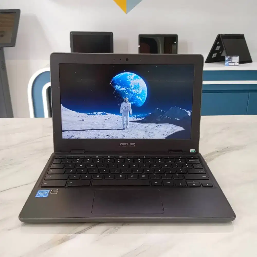 [AS03] Laptop Editing Asus 4GB SSD 12Inch Cocok Untuk Pelajar