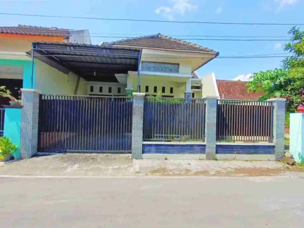 Rumah Mewah Cantik di Cluster Gawanan Colomadu