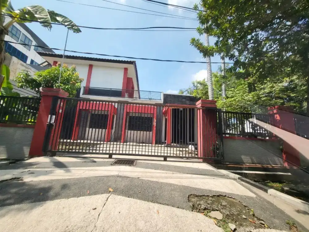 Dijual Kantor Komersial RAYA TENGGILIS MEJOYO