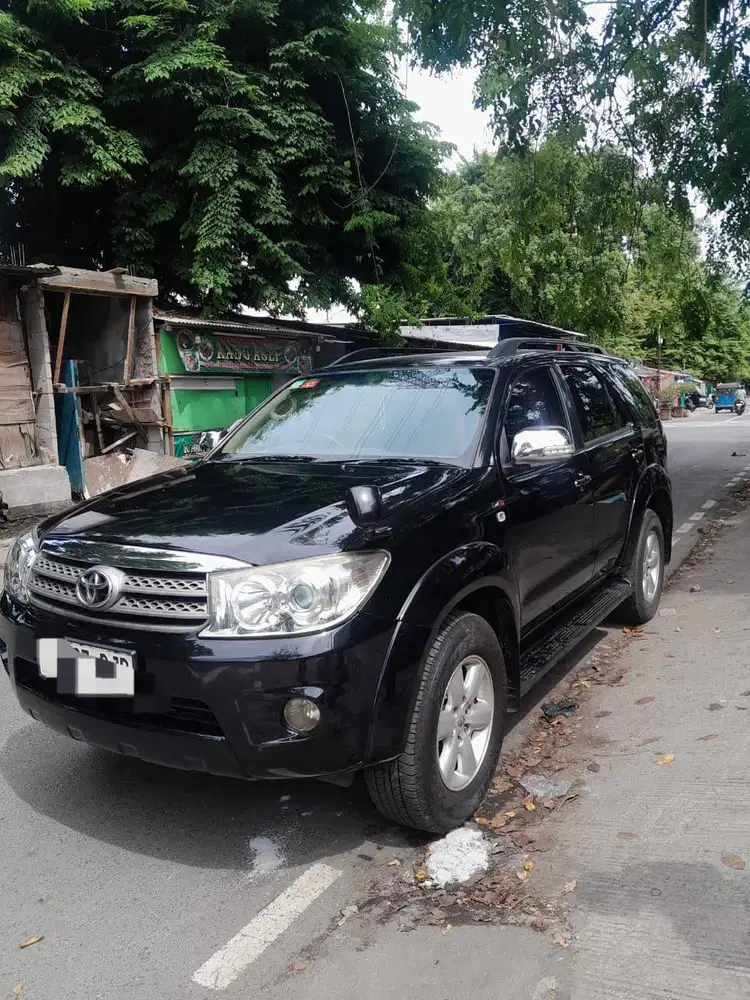 TOYOTA FORTUNER 2009