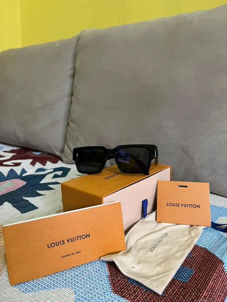 Kacamata Louis vuitton original