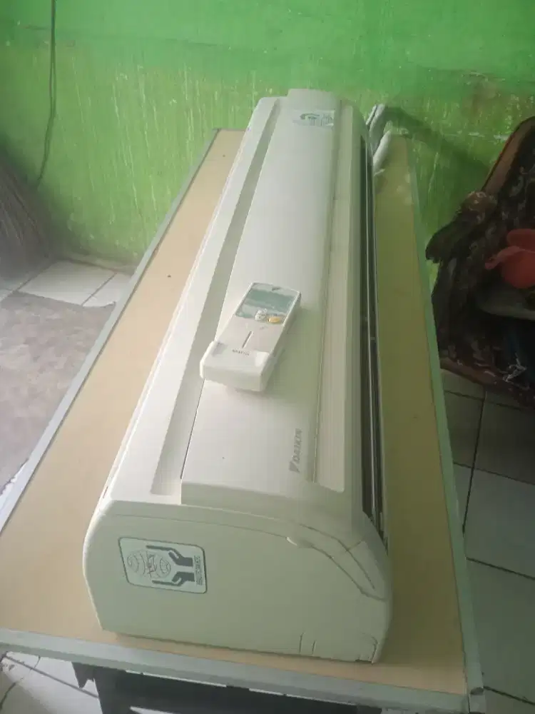 Di jual unit indoor DAIKIN dua PK type FTC 50 NV14
