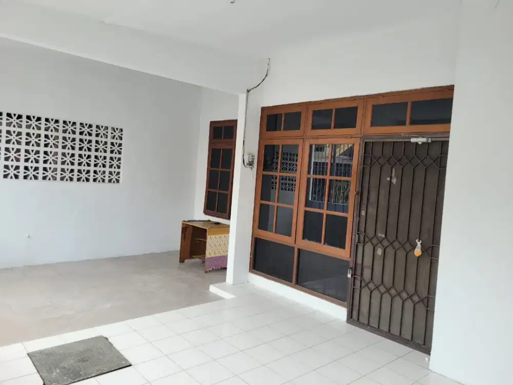 Disewakan Rumah Home Sweet Home di Perumahan Majapahit Estate Semarang Timur, Jawa Tengah