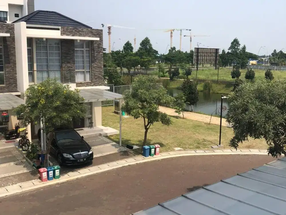 DIJUAL RUMAH 3 LANTAI PIK 2 UK 4.5x10 BRAND NEW SHM ON HAND DIJAMIN TERMURAH