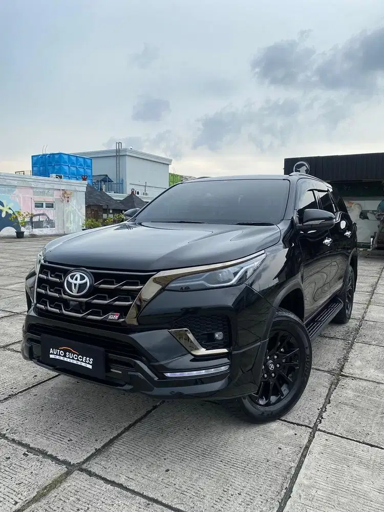 (Km Low 20ribu Record) TOYOTA FORTUNER VRZ GR 2.8 AT 2023