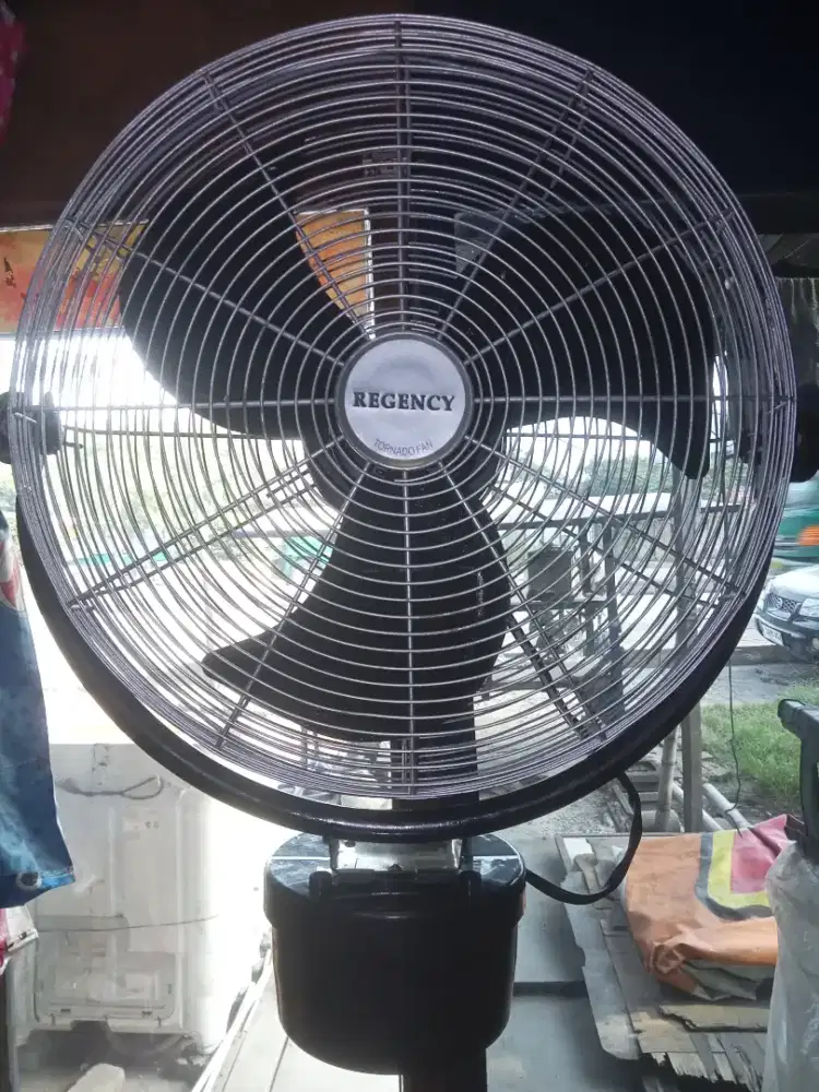 Dijual kipas regency 16 inch tembok yang minat wa aja