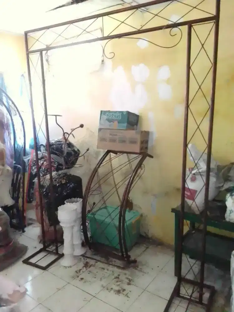 Dijual Backdrop Besi Model Persegi