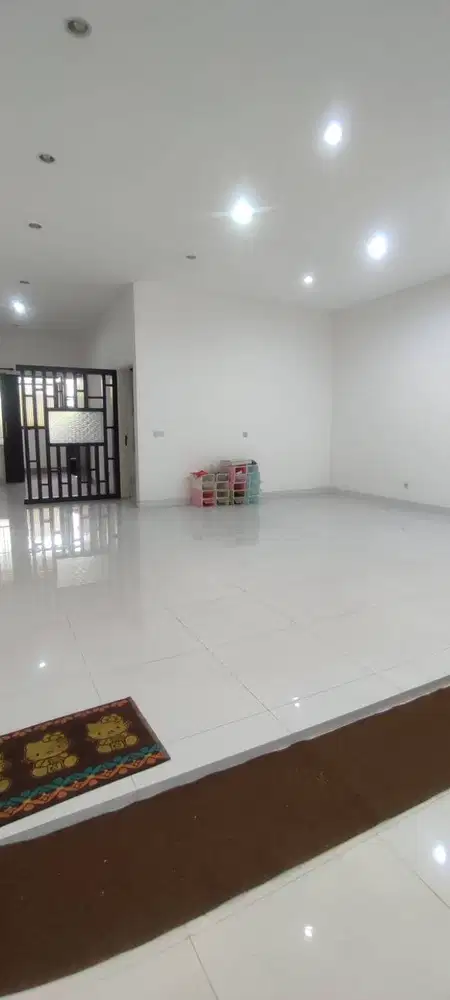 Taman Kopo Indah 3 Bandung Rumah Full 2 Lantai Bagus Siap Huni