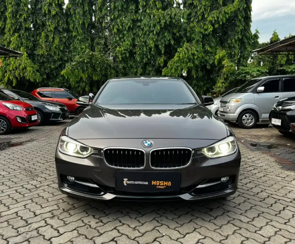 15JT BMW 320i 2015 F30 SPORT LOW KM 60RB RARE COLOUR !!