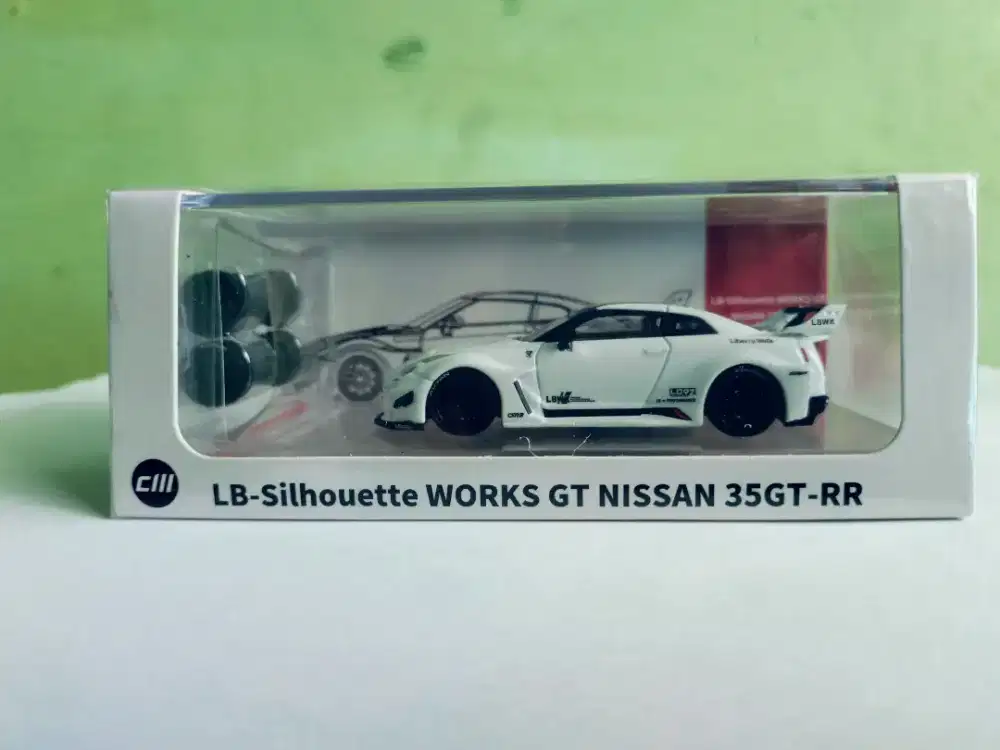 Mini Scale/Diecast CM LB-Silhouette WORKS GT NISSAN 35GT-RR