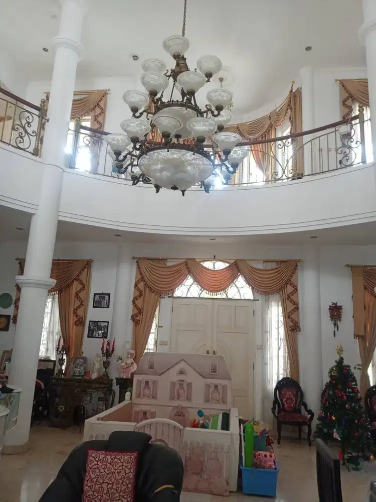 Pasteur Bandung Rumah Mewah Terawat Adem Lokasi Strategis dekat Tol