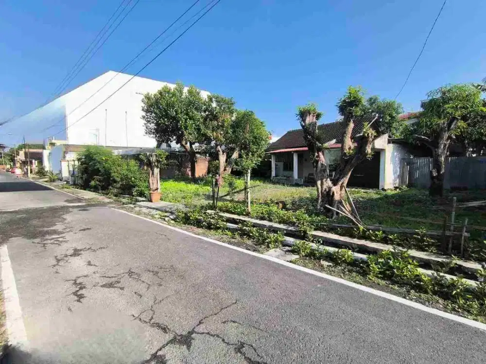 Tanah Luas 625m² Strategis Dekat Manahan dan RS Brayat Solo Kota