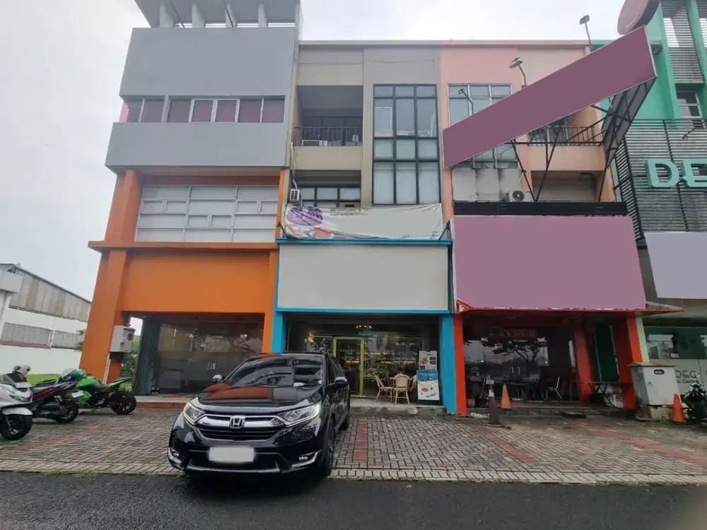 Disewakan Jarang ada Ruko Boulevard Raya Gading Serpong hadap Jalan