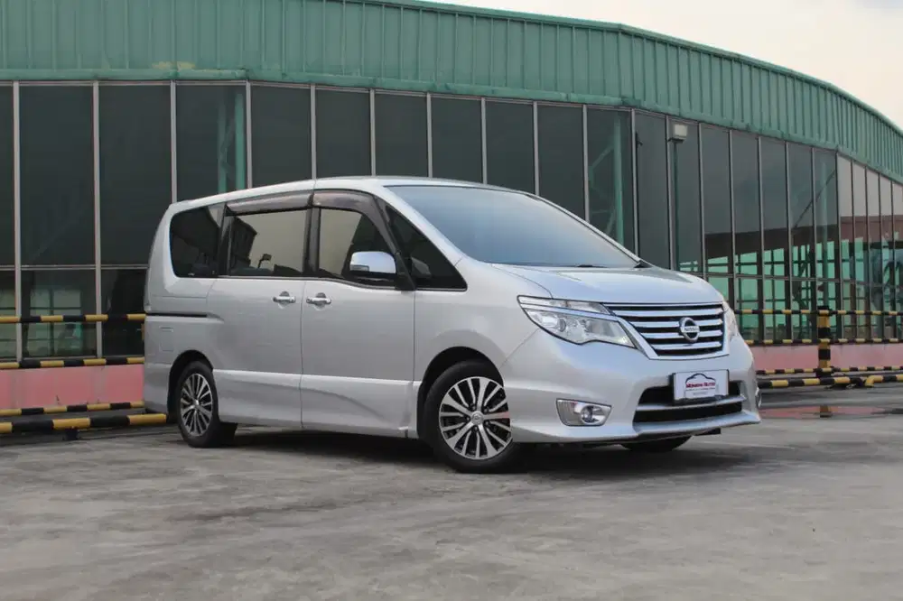 [Facelift] Nissan Serena HWS 2015 Facelift C26 cvt