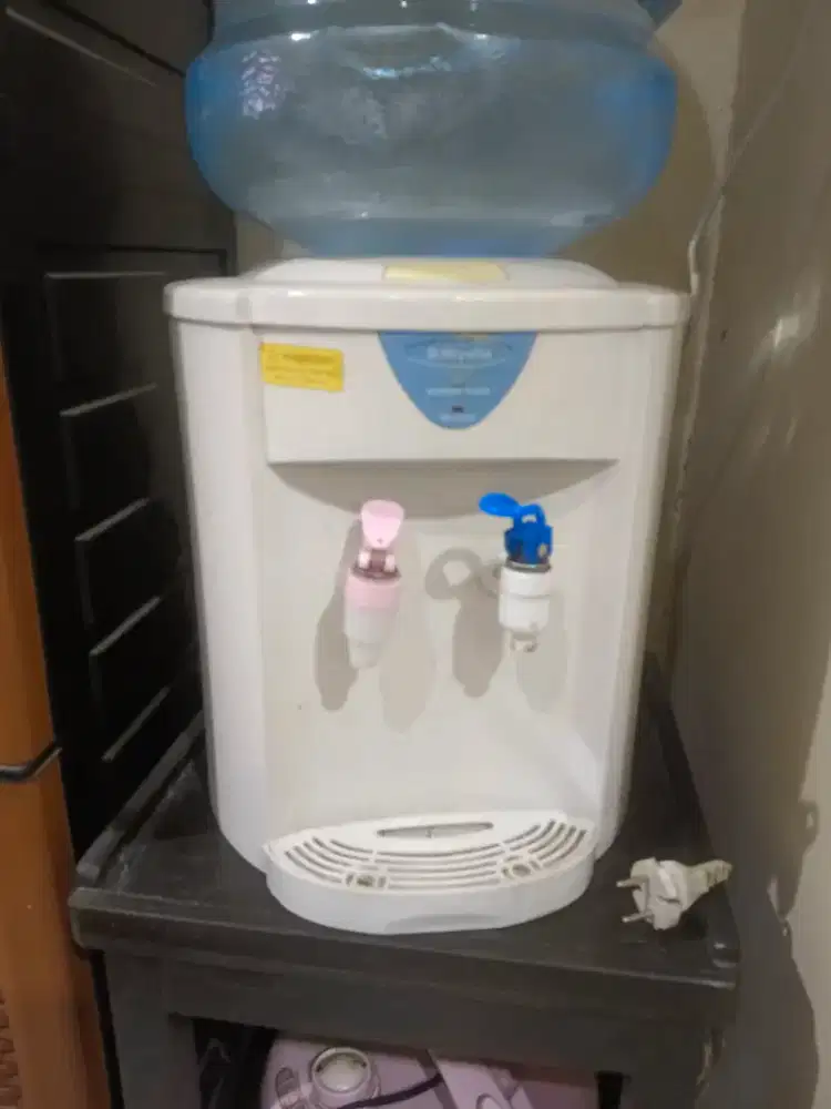 Dispenser merk miyako kondisi Normal