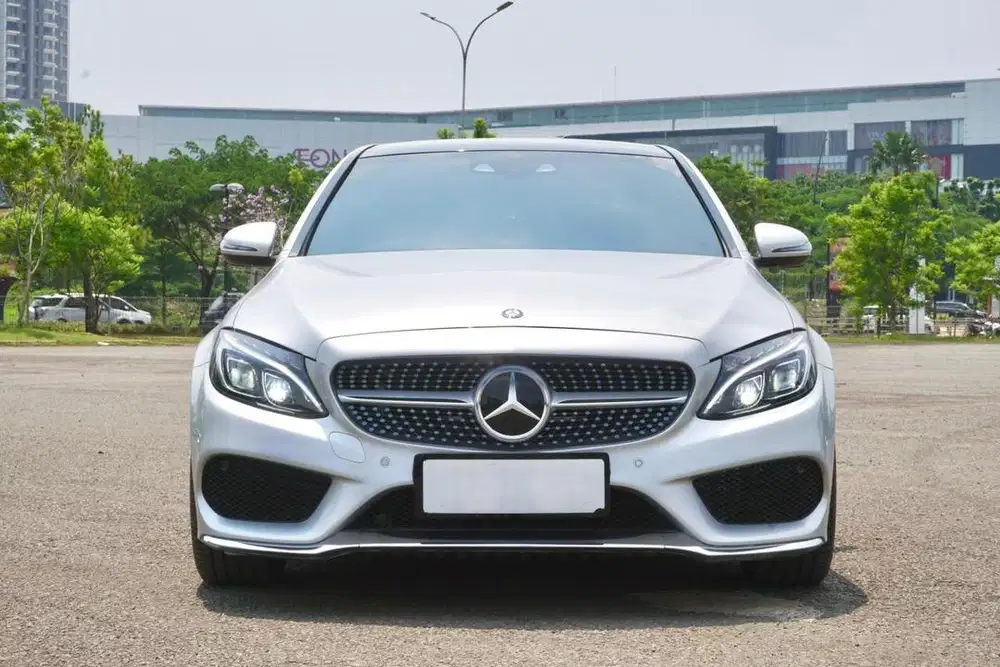 Mercedes Benz C300 W205 AMG 2017