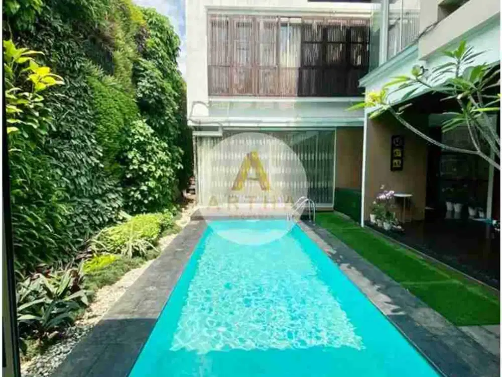 Hott rumah mewah di kota baru Parahyangan Bandung
