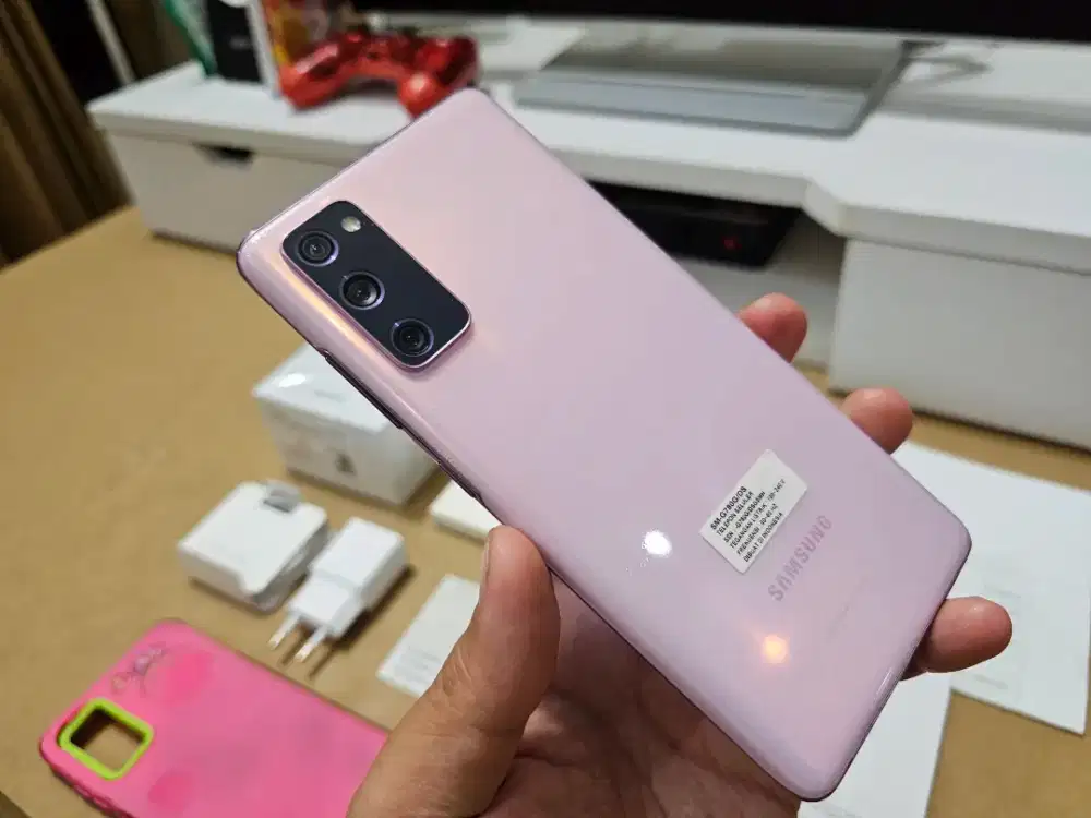 Samsung S20 Fe Snapdragon 865 Mulus Like new banget pemakaian cwe apik