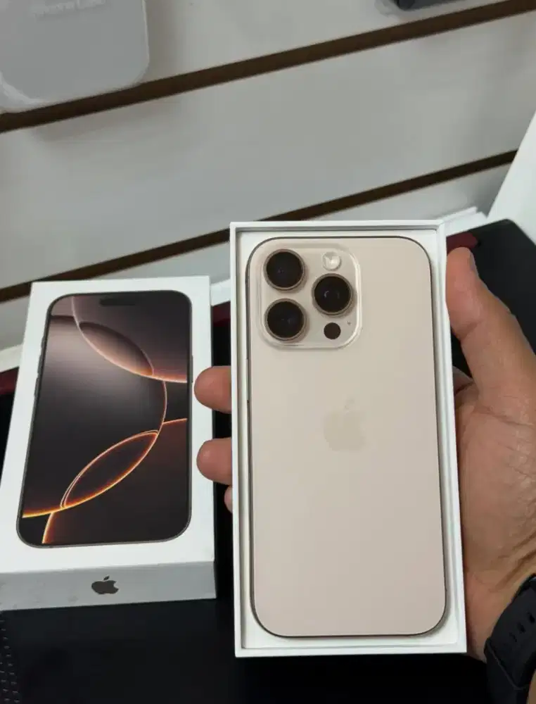 Kredit iPhone 16 Pro Max Home Credit Bunga Ringan