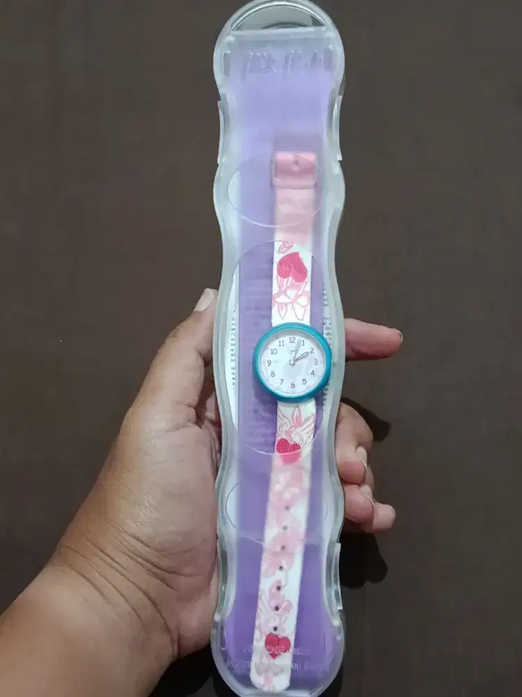 Jam tangan Swatch Flik Flak