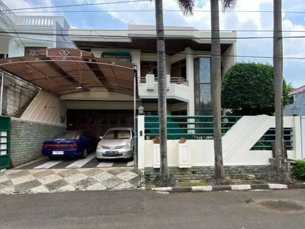 Rumah Bagus Strategis Dalam Komplek Perumahan Area Cibubur Ciracas Jakarta Timur