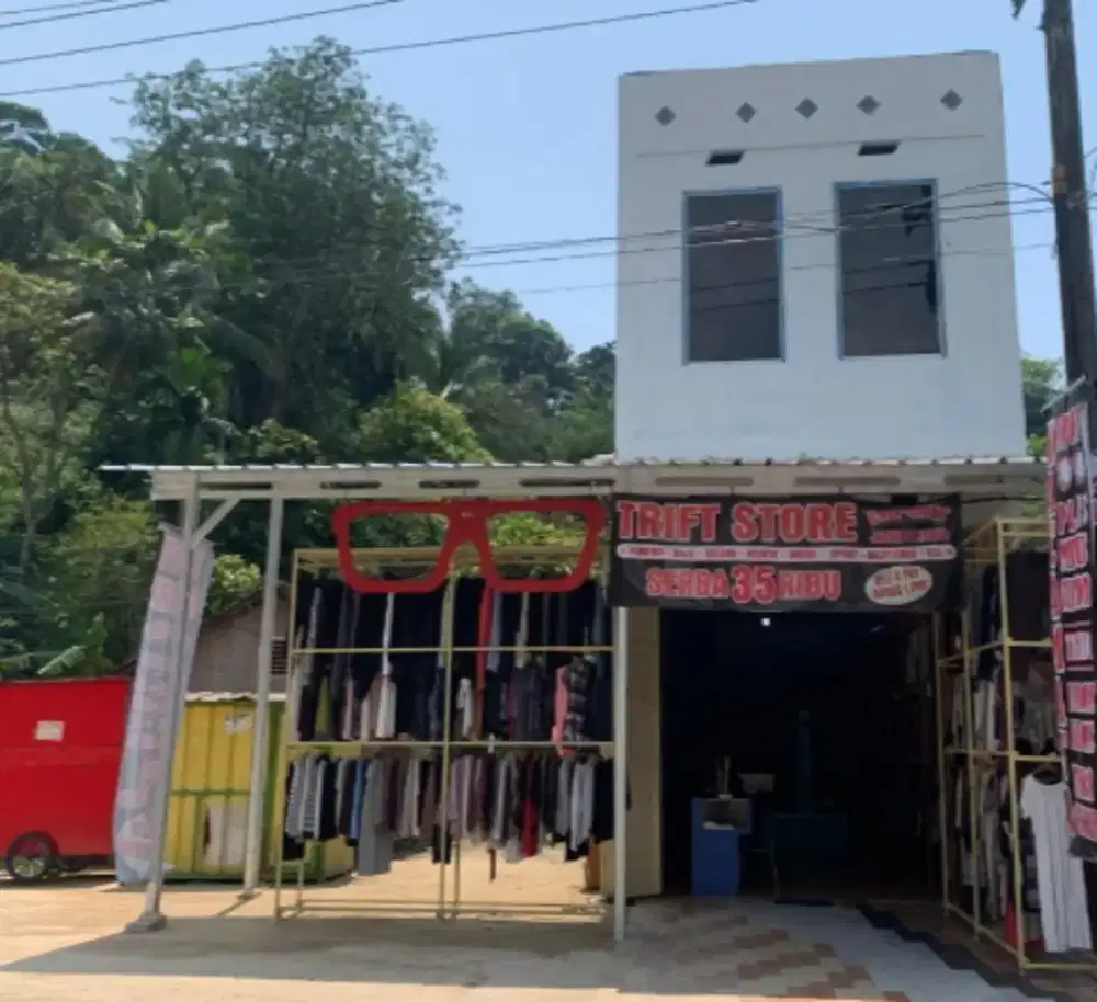 Dijual ruko 2 lantai berikut isinya tinggal usaha saja