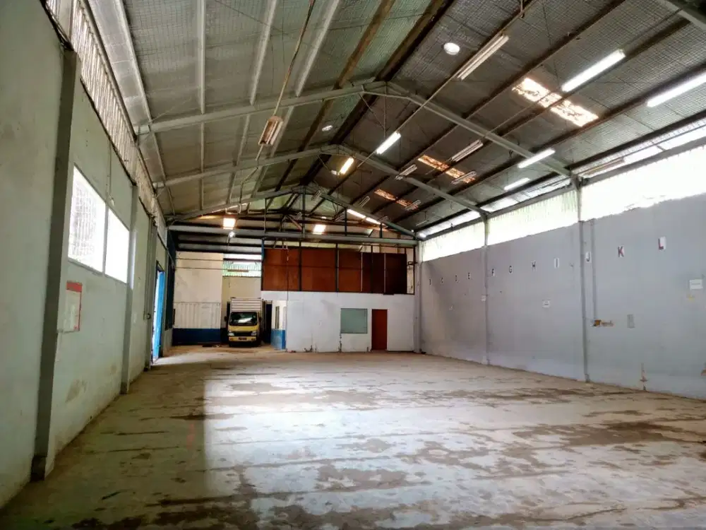 Gudang Bagus Ada Office di Kawasan JIEP Pulo Gadung Jakarta Timur
