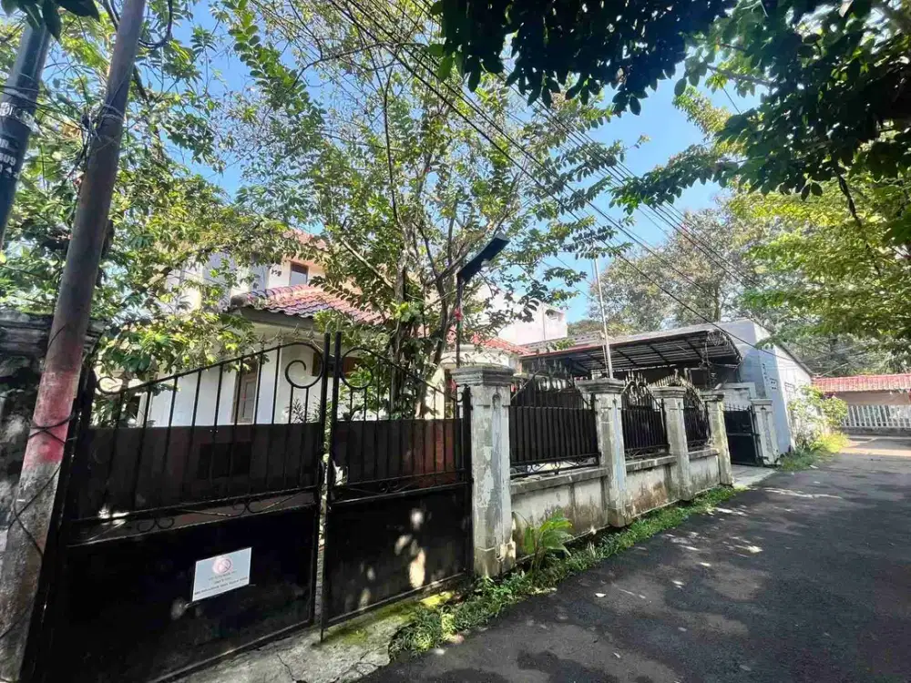 Dijual cepat rumah di Jagakarsa dekat ISTN cocok untuk usaha kos kosan