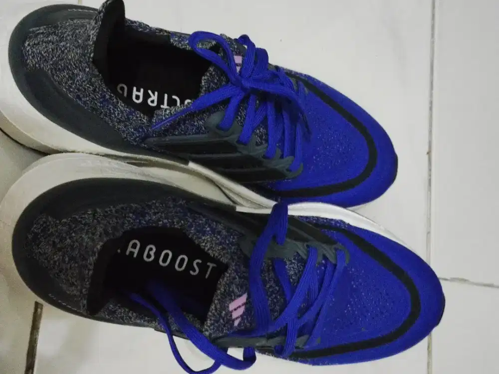 UltraBosst Adidas light Blue