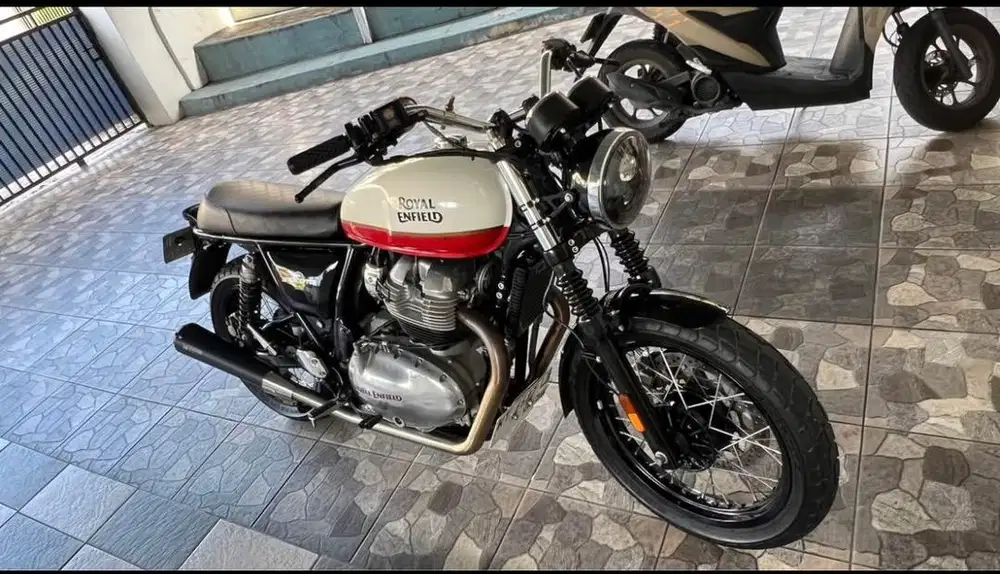 Royal enfield interceptor 650