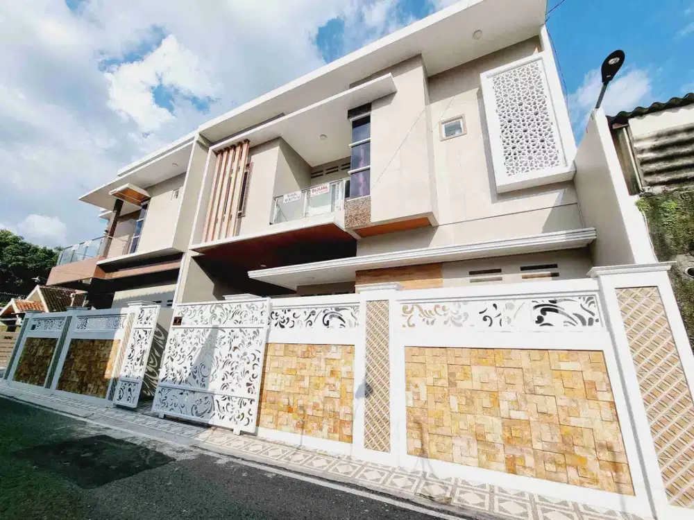 Rumah Mewah 2 Lt Gress Selangkah Ke Paragon Mall