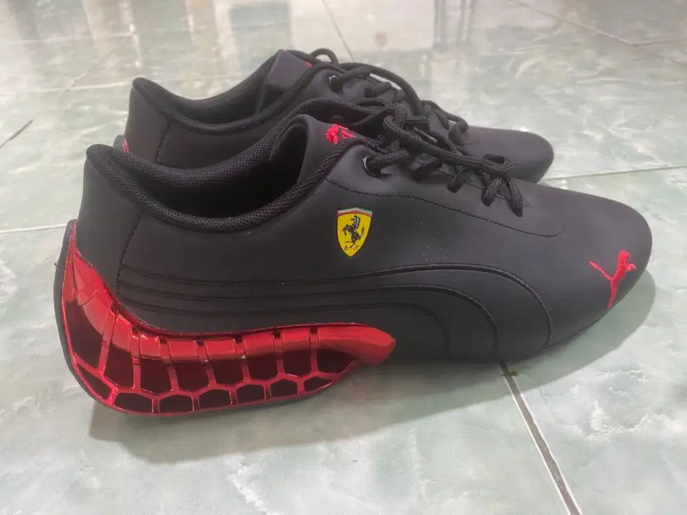 sepatu puma ferari gt super black size 44