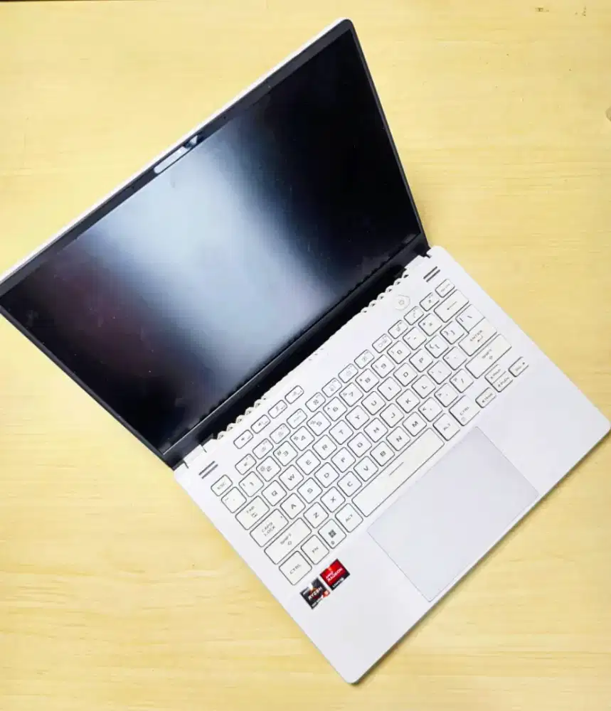 LAPTOP ASUS ROG ZEPHYRUS RYZEN 9 6900HS VGA RX6700S