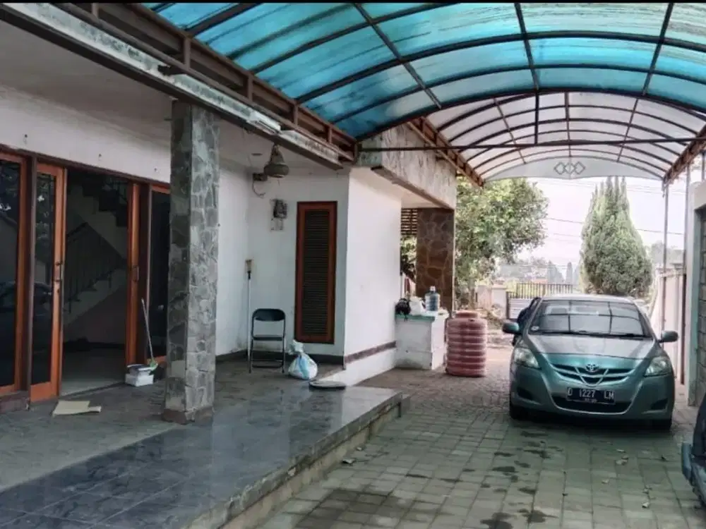 Villa 2 Lantai Luas Daerah Kolonel Masturi Bandung Barat