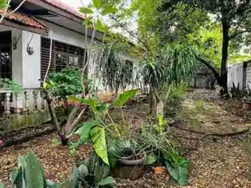 Lt 752 Komplek Pemda Komsen Dekat Pintu Tol Jatiasih