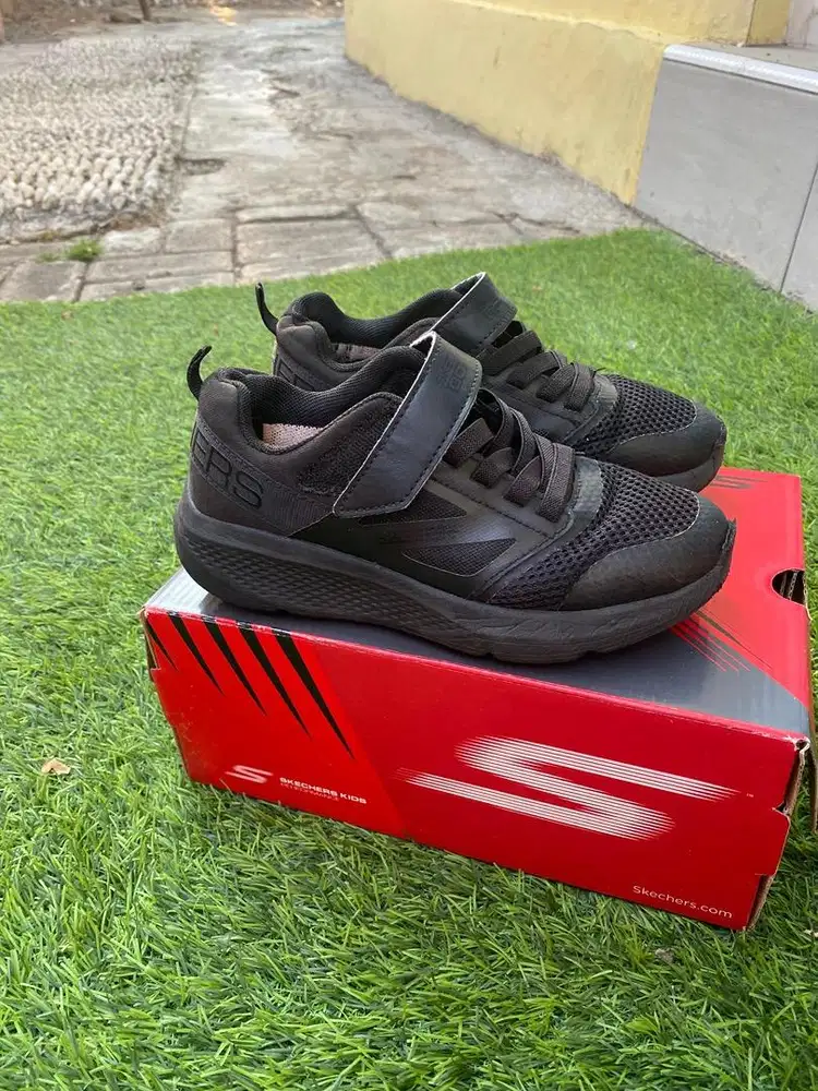 Skechers Go Run Elevate