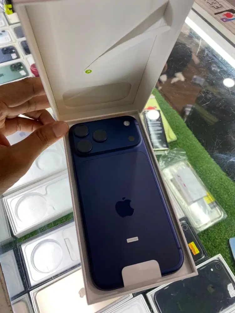 Iphone series 17pro,17promax 256gb new ibox