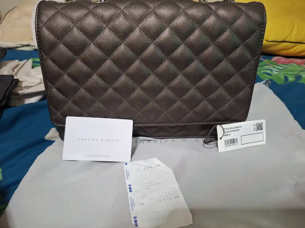 Tas Charles & Keith Authentic Original